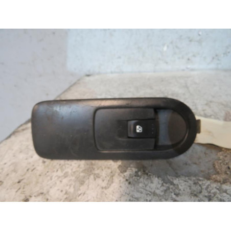 Interrupteur de leve vitre avant droit RENAULT SCENIC 2