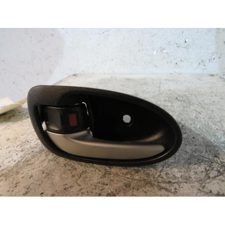 Poignee interieur avant gauche TOYOTA YARIS 2