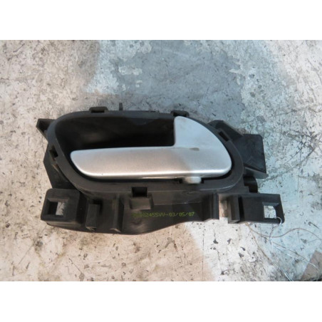 Poignee interieur arriere droit PEUGEOT 207