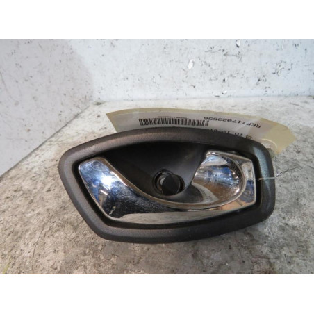 Poignee interieur arriere droit RENAULT CLIO 4