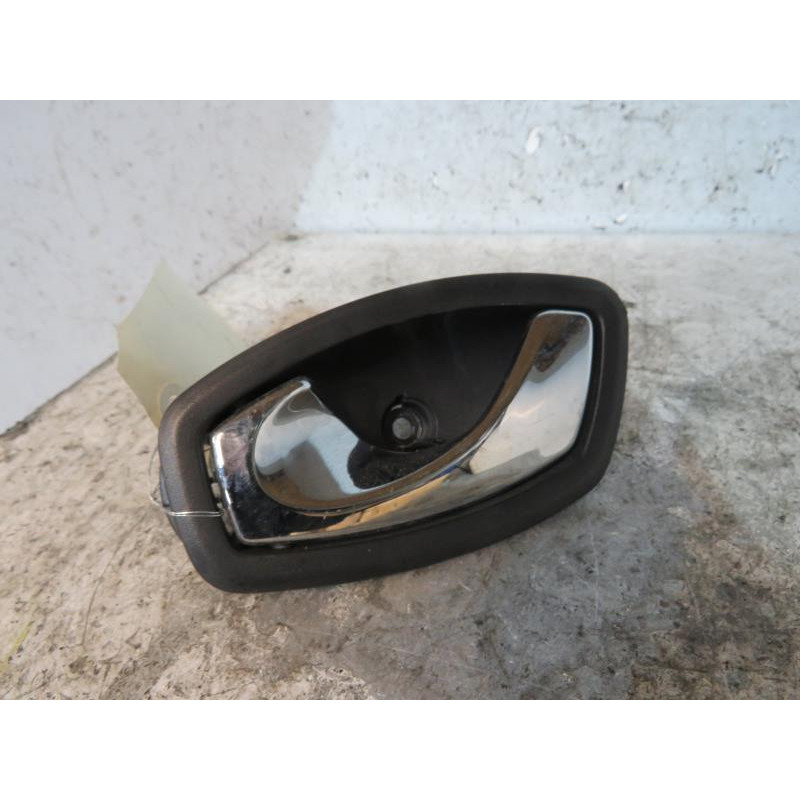 Poignee interieur arriere gauche RENAULT CLIO 4 Photo n°1