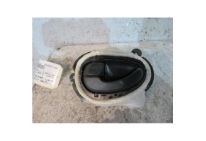 Poignee interieur avant gauche PEUGEOT 406 Photo n°1
