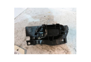 Poignee interieur arriere droit PEUGEOT 207 Photo n°2