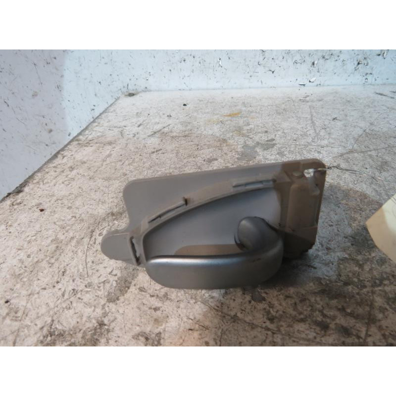 Poignee interieur arriere droit CITROEN XSARA PICASSO Photo n°1