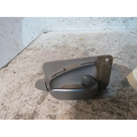 Poignee interieur arriere droit CITROEN XSARA PICASSO