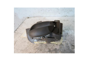 Poignee interieur avant droit PEUGEOT 206 Photo n°2