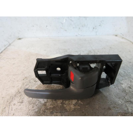Poignee interieur arriere droit TOYOTA RAV4 2