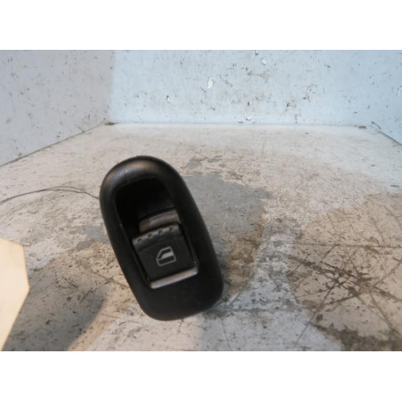 Interrupteur de leve vitre arriere gauche SEAT LEON 1