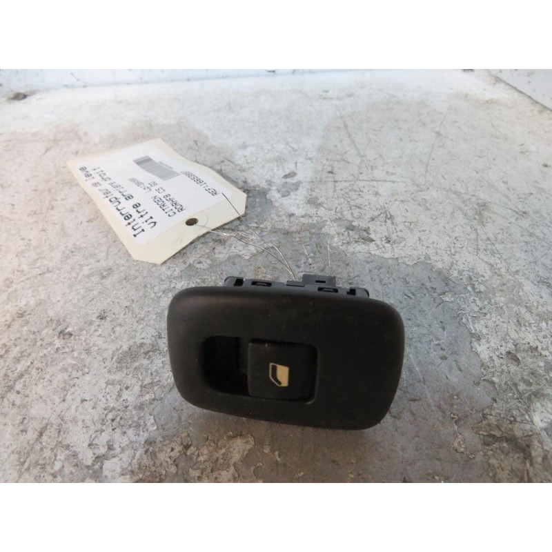 Interrupteur de leve vitre arriere droit CITROEN C5 2 Photo n°1