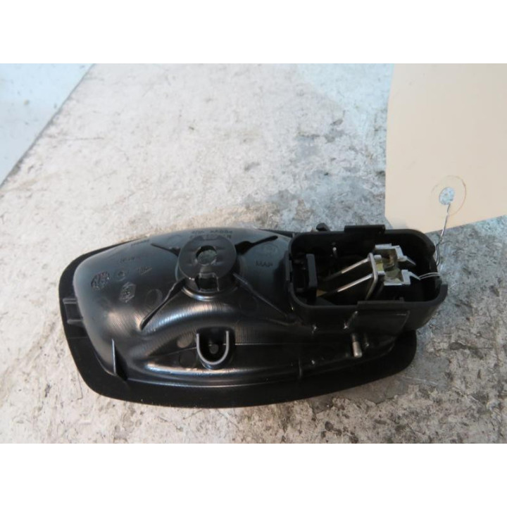 Poignee interieur avant gauche RENAULT CLIO 4 Photo n°2