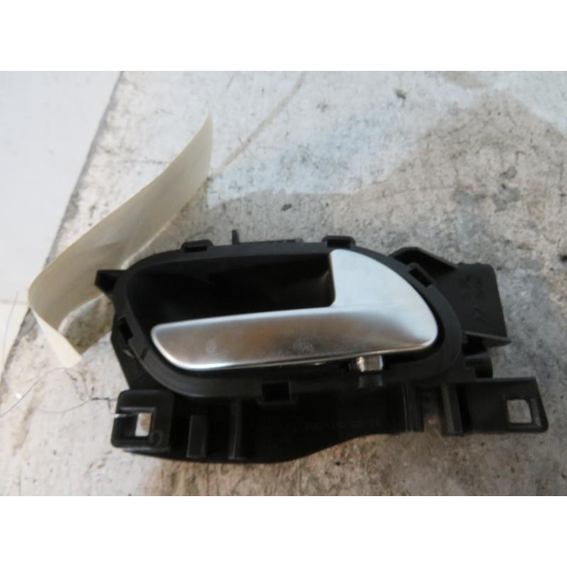 Poignee interieur arriere droit PEUGEOT 208 1 Photo n°1