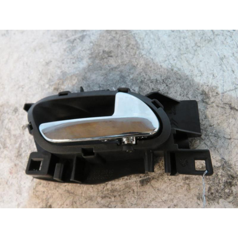 Poignee interieur arriere droit PEUGEOT 308 1 SW Photo n°1