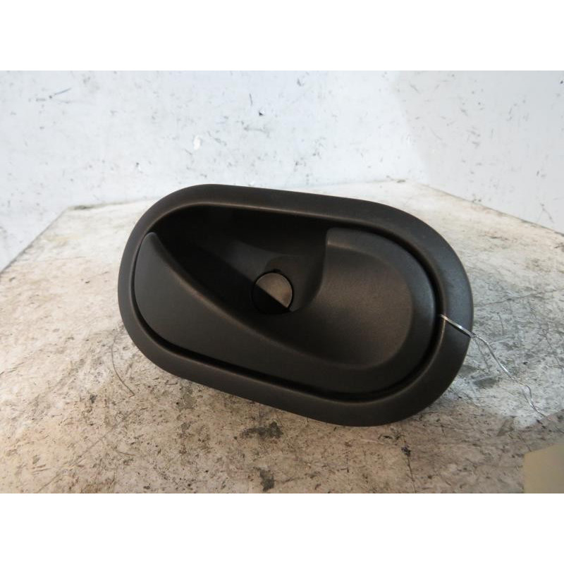 Poignee interieur avant droit RENAULT SCENIC 2 Photo n°1