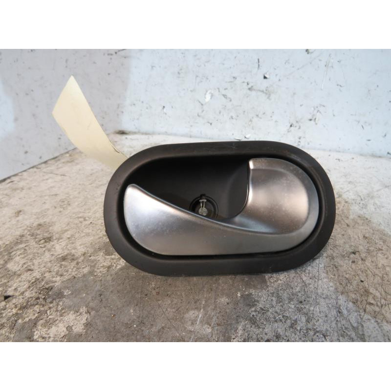 Poignee interieur avant droit RENAULT SCENIC 2 Photo n°1