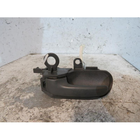 Poignee interieur avant gauche TOYOTA YARIS 1