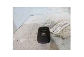 Interrupteur de leve vitre arriere droit PEUGEOT 207 Photo n°1