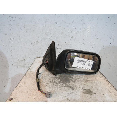 Retroviseur droit NISSAN PRIMERA 2