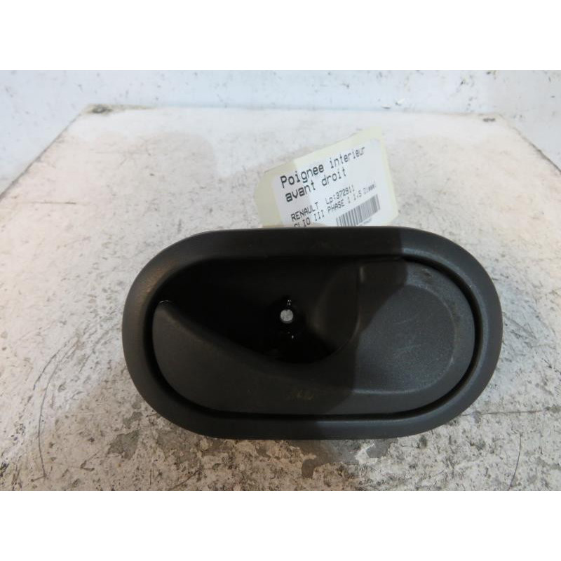 Poignee interieur avant droit RENAULT CLIO 3 Photo n°1