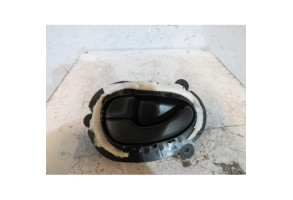Poignee interieur arriere gauche PEUGEOT 406 Photo n°1