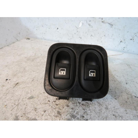 Poignee interieur avant droit PEUGEOT 1007