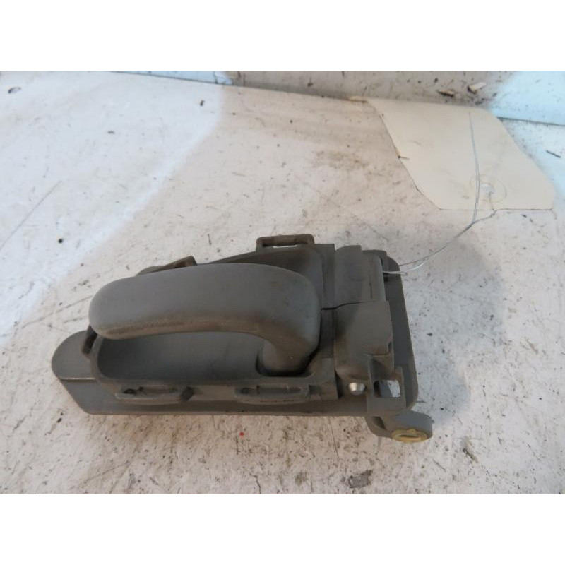 Poignee interieur avant droit CITROEN XSARA PICASSO Photo n°1