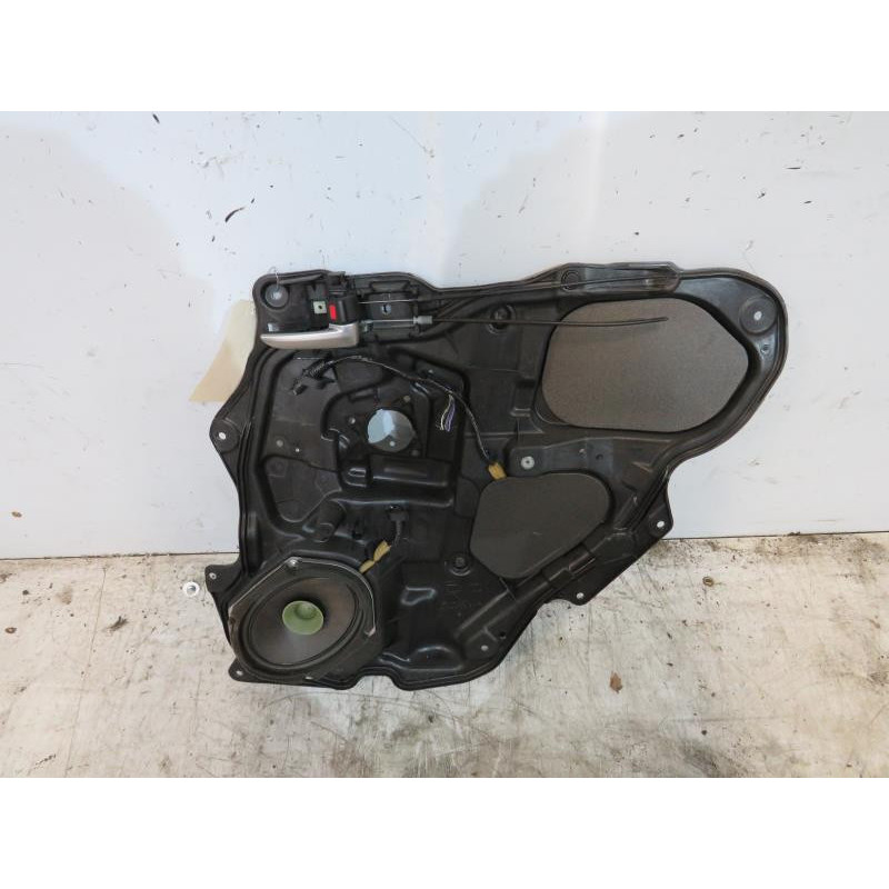 Poignee interieur arriere droit MAZDA 3 1 Photo n°1