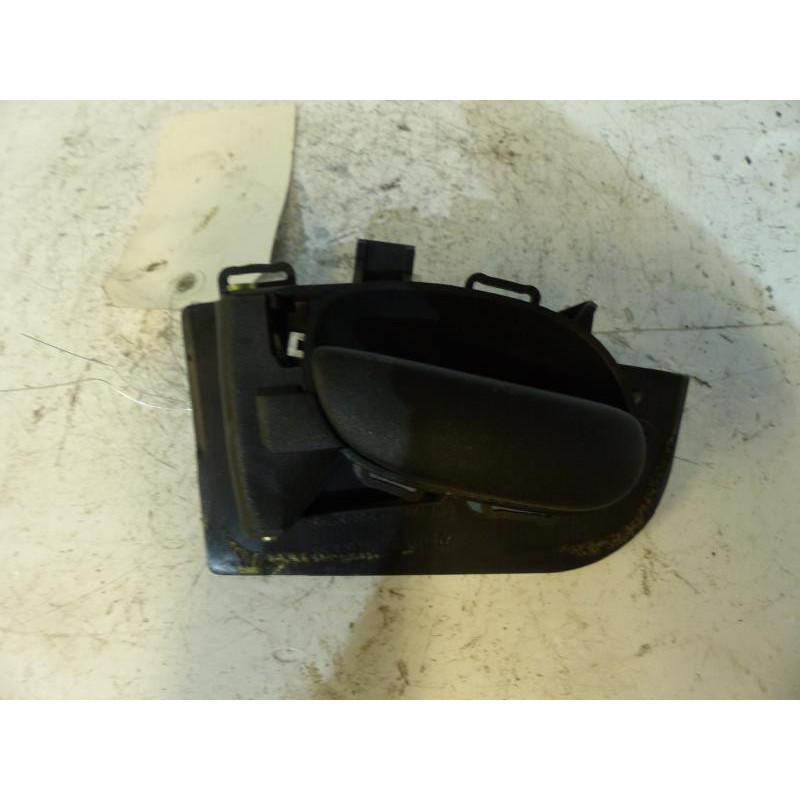 Poignee interieur arriere gauche PEUGEOT 206 Photo n°1