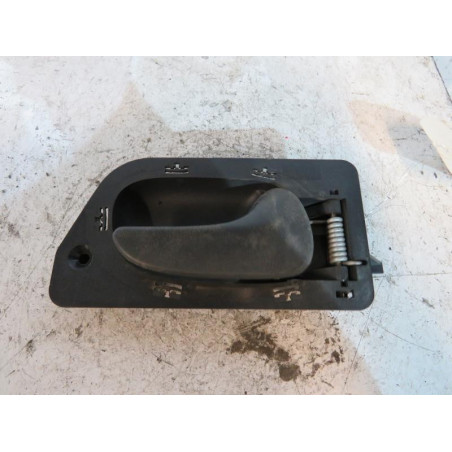 Poignee interieur arriere droit RENAULT LAGUNA 1