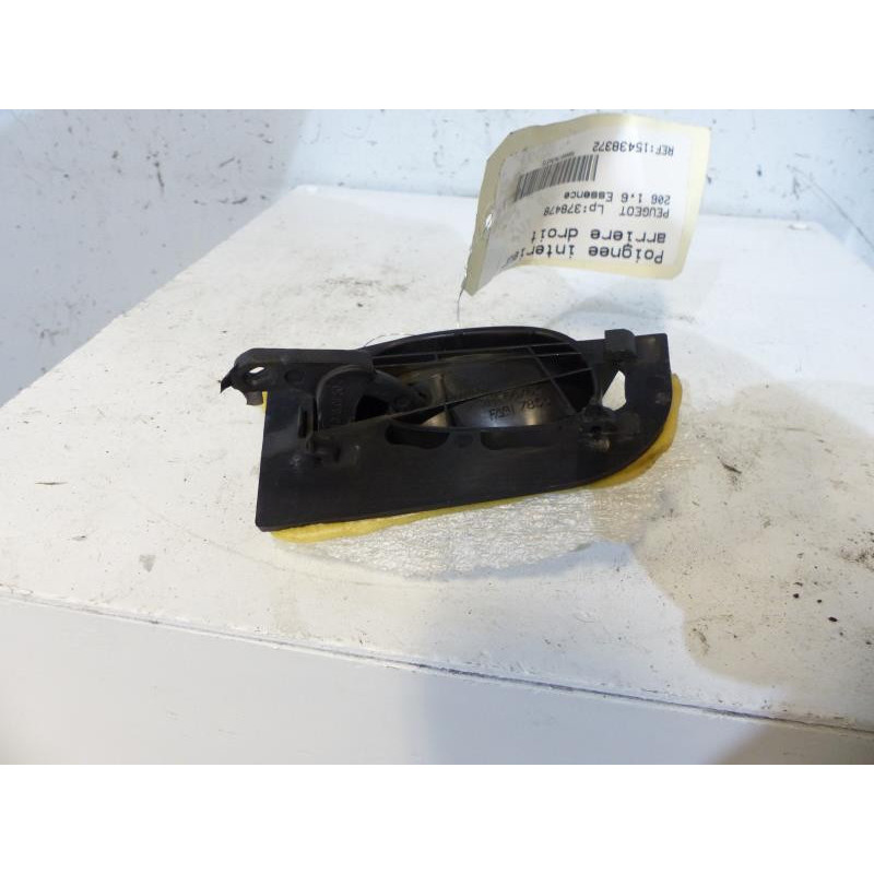 Poignee interieur arriere droit PEUGEOT 206 Photo n°1