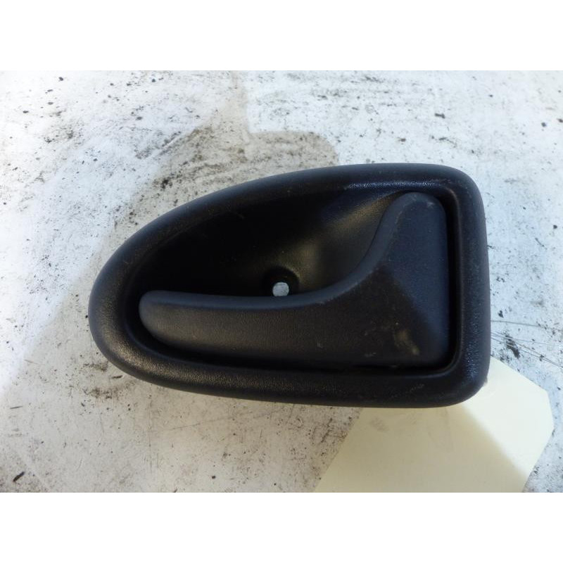 Poignee interieur arriere droit RENAULT CLIO 2 Photo n°1