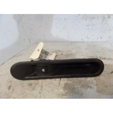Interrupteur de leve vitre arriere droit RENAULT ESPACE 4