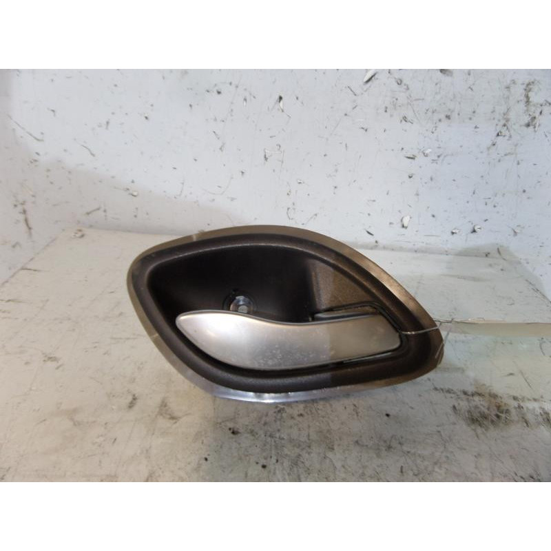 Poignee interieur arriere droit RENAULT ESPACE 4 Photo n°1