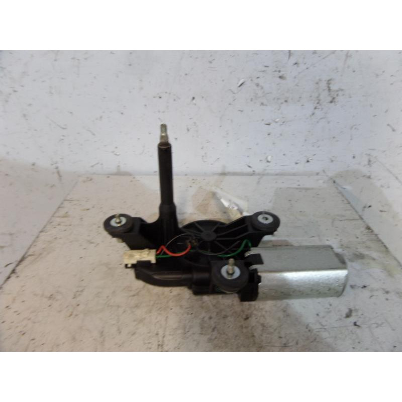 Moteur essuie glace arriere FIAT PUNTO 2 Photo n°1