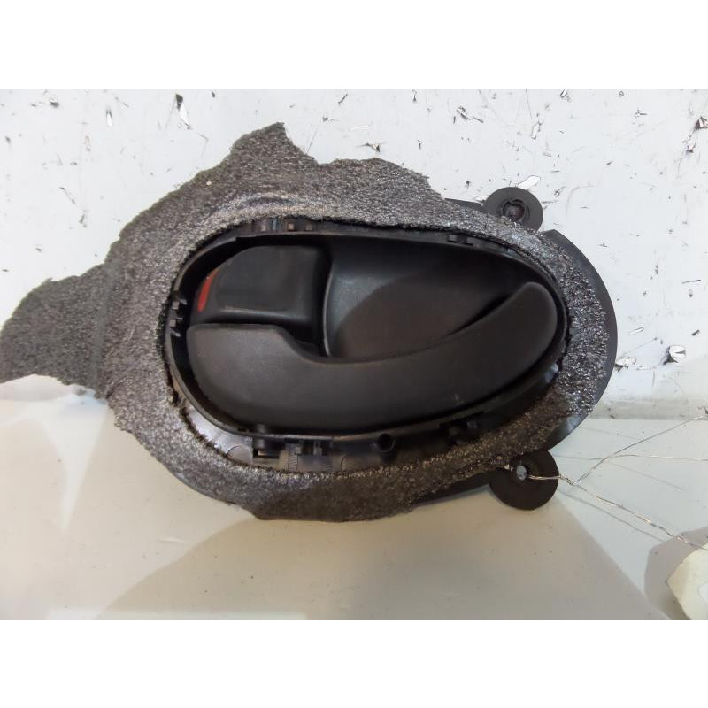 Poignee interieur arriere gauche PEUGEOT 406 Photo n°1