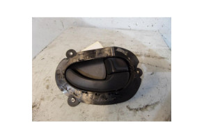 Poignee interieur arriere droit PEUGEOT 406 Photo n°1