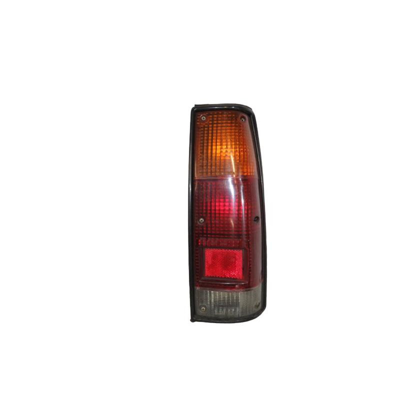 Feu arriere principal droit (feux) ISUZU TROOPER Photo n°1