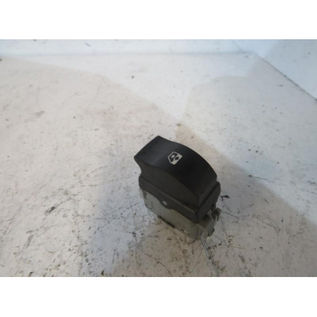 Interrupteur de leve vitre avant droit RENAULT SCENIC 2