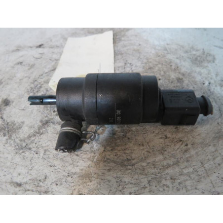 Pompe lave glace avant MERCEDES CLASSE E 210