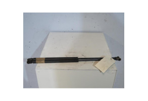 Verin de coffre SEAT AROSA Photo n°1
