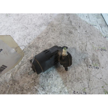 Pompe lave glace avant FIAT PUNTO 2