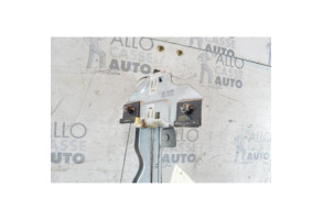 Leve vitre electrique avant gauche DACIA SANDERO 1 Photo n°4