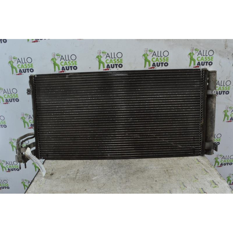 Radiateur clim HYUNDAI TRAJET Photo n°1