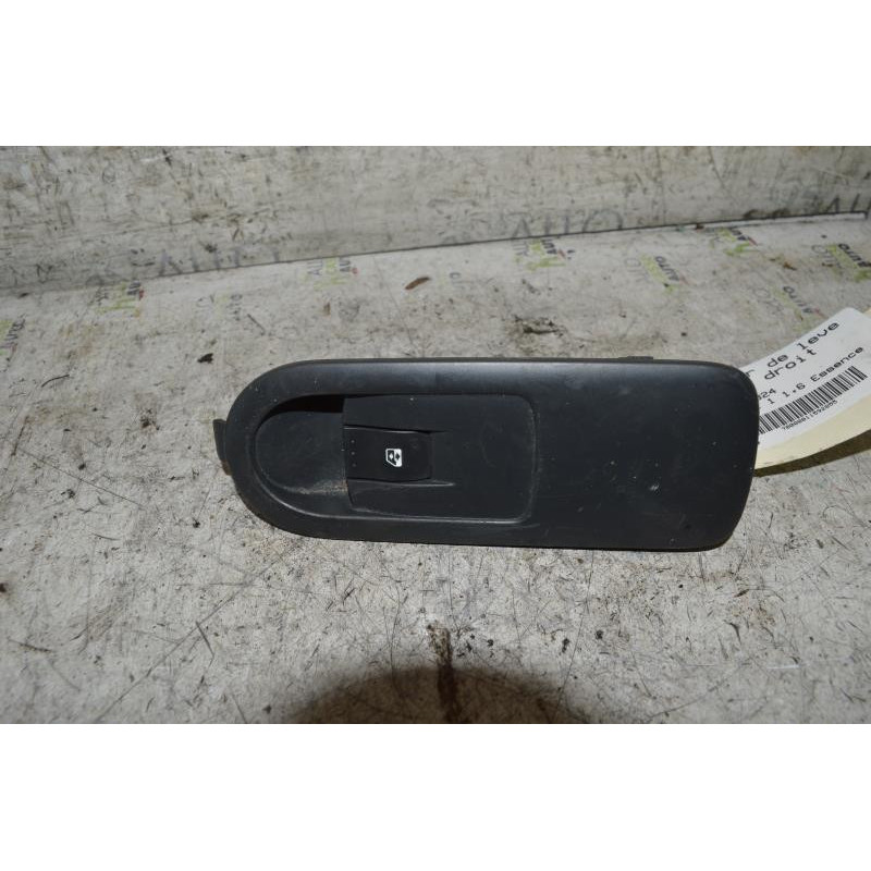 Interrupteur de leve vitre avant droit RENAULT SCENIC 2 Photo n°1