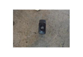 Interrupteur de leve vitre avant droit RENAULT CLIO 2 Photo n°1