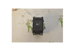 Interrupteur de leve vitre arriere gauche VOLKSWAGEN GOLF 4 Photo n°1