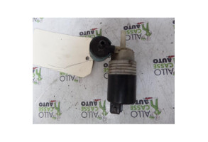 Pompe lave glace avant VOLKSWAGEN GOLF 3 Photo n°1
