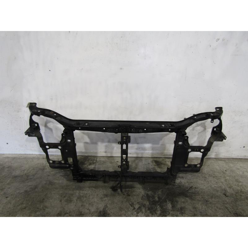 Armature avant, Masque avant KIA CERATO Photo n°1