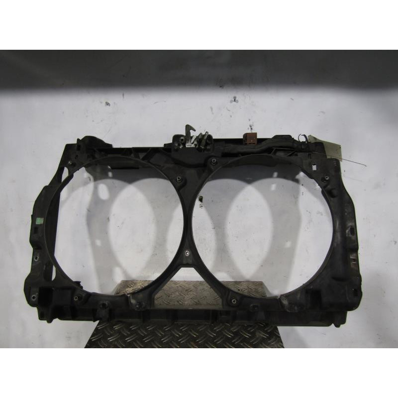 Armature avant, Masque avant PEUGEOT 407 Photo n°1