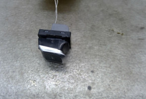 Interrupteur de leve vitre avant droit AUDI A4 3