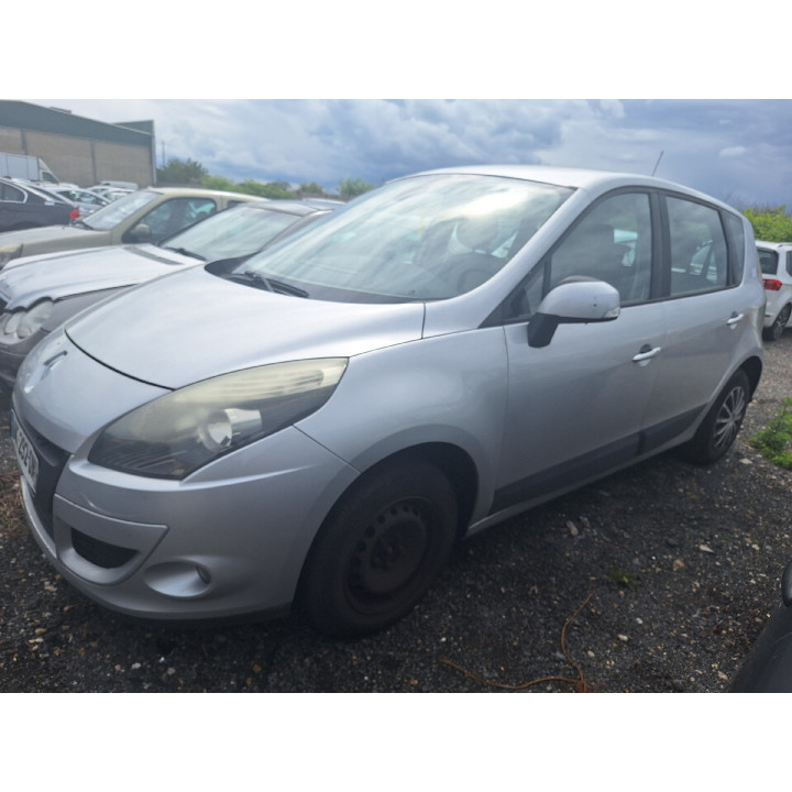 Feu arriere principal droit (feux) RENAULT SCENIC 3 Photo n°7